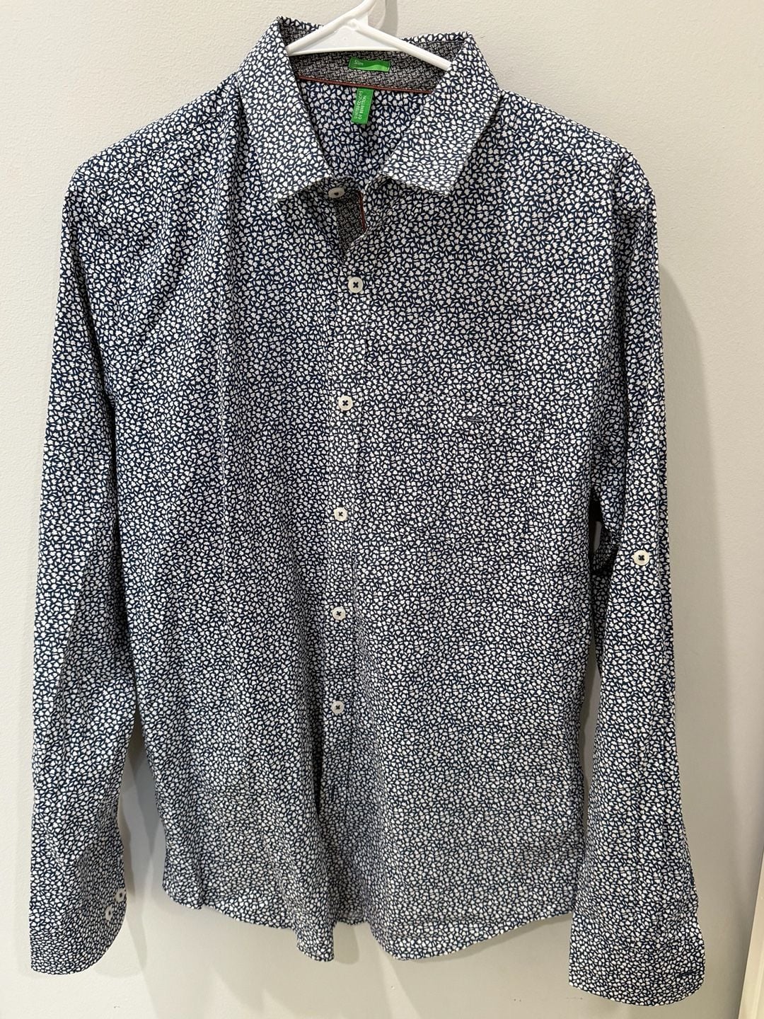 Men’s Benetton Slim Fit navy and white 100% cotton Shirt Size M 2