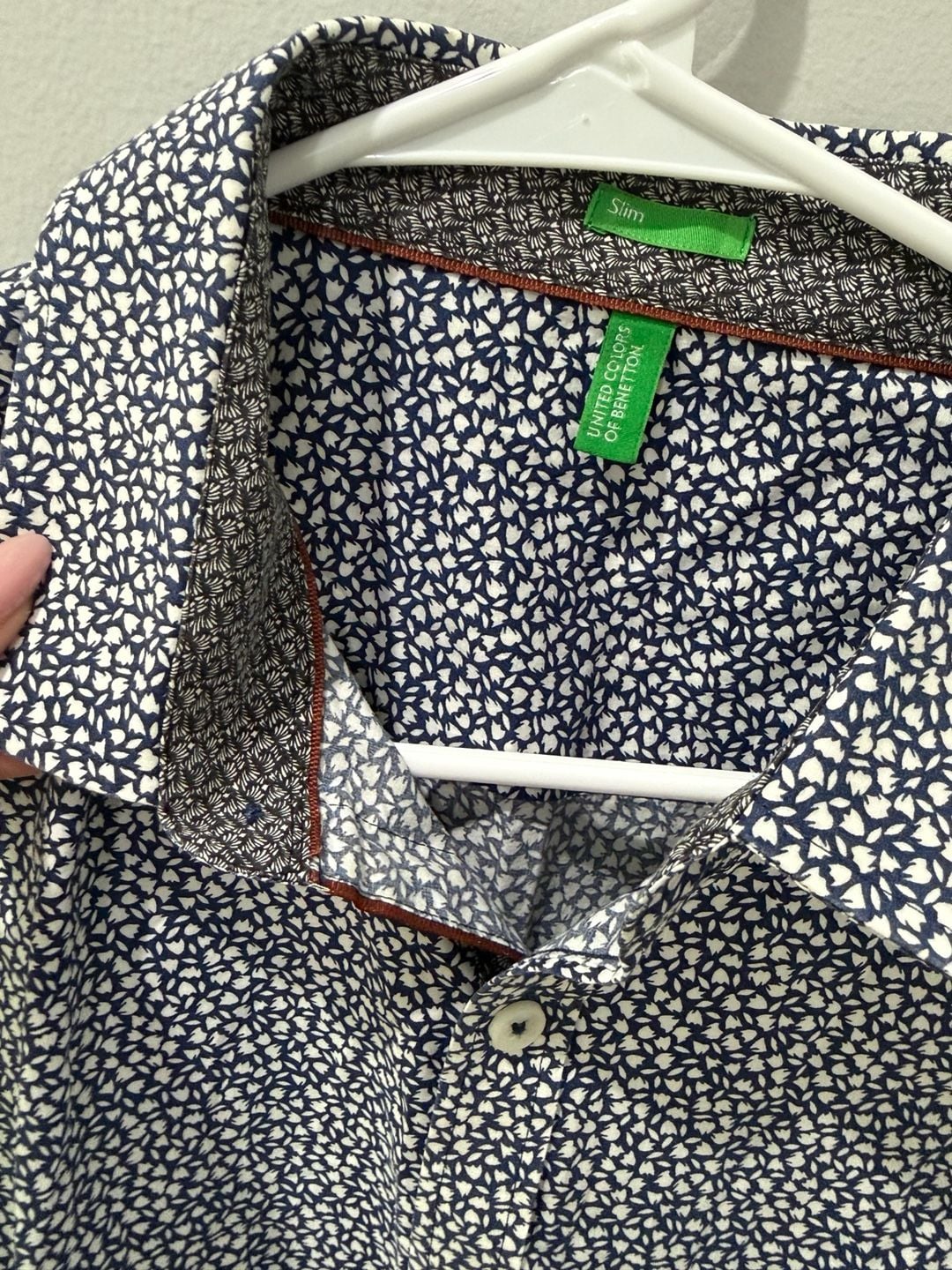 Men’s Benetton Slim Fit navy and white 100% cotton Shirt Size M 3