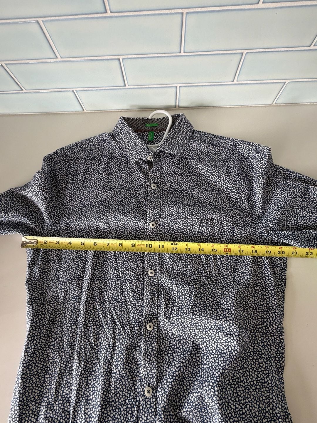 Men’s Benetton Slim Fit navy and white 100% cotton Shirt Size M 4