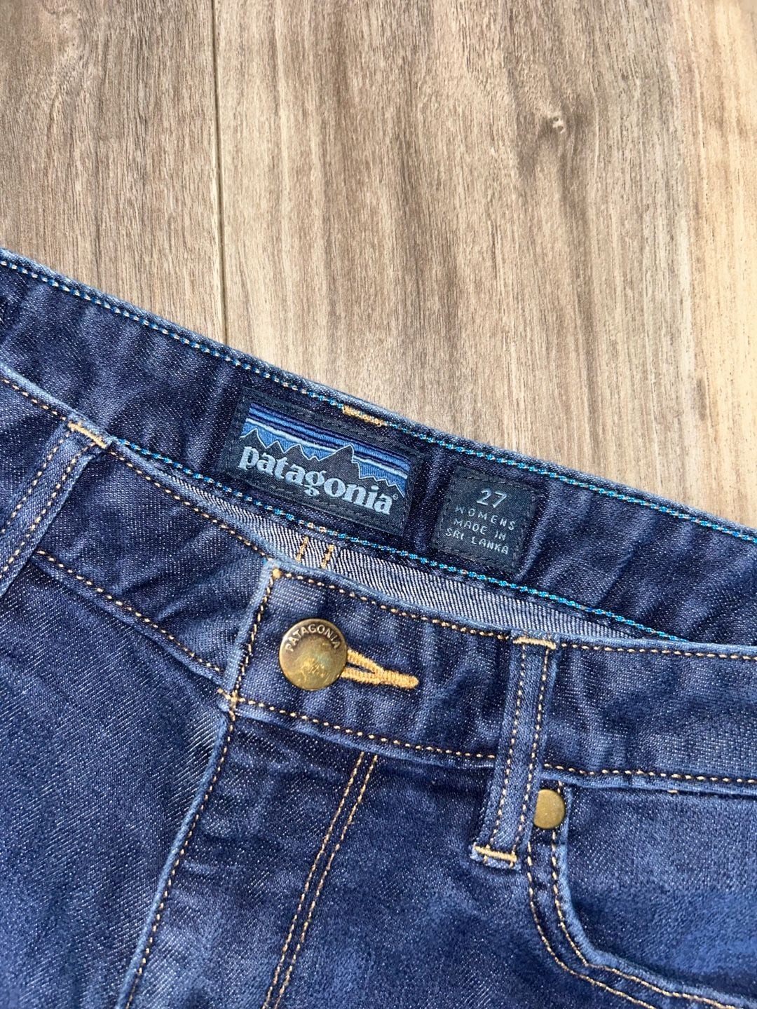 Patagonia Women's Denim Cuffed Shorts Size 27 (4) 3