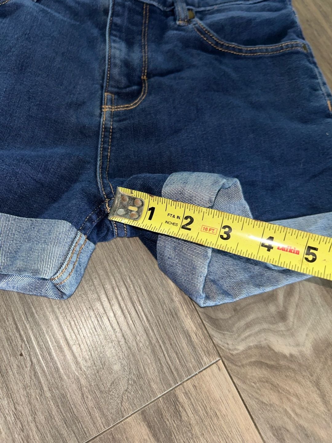 Patagonia Women's Denim Cuffed Shorts Size 27 (4) 6