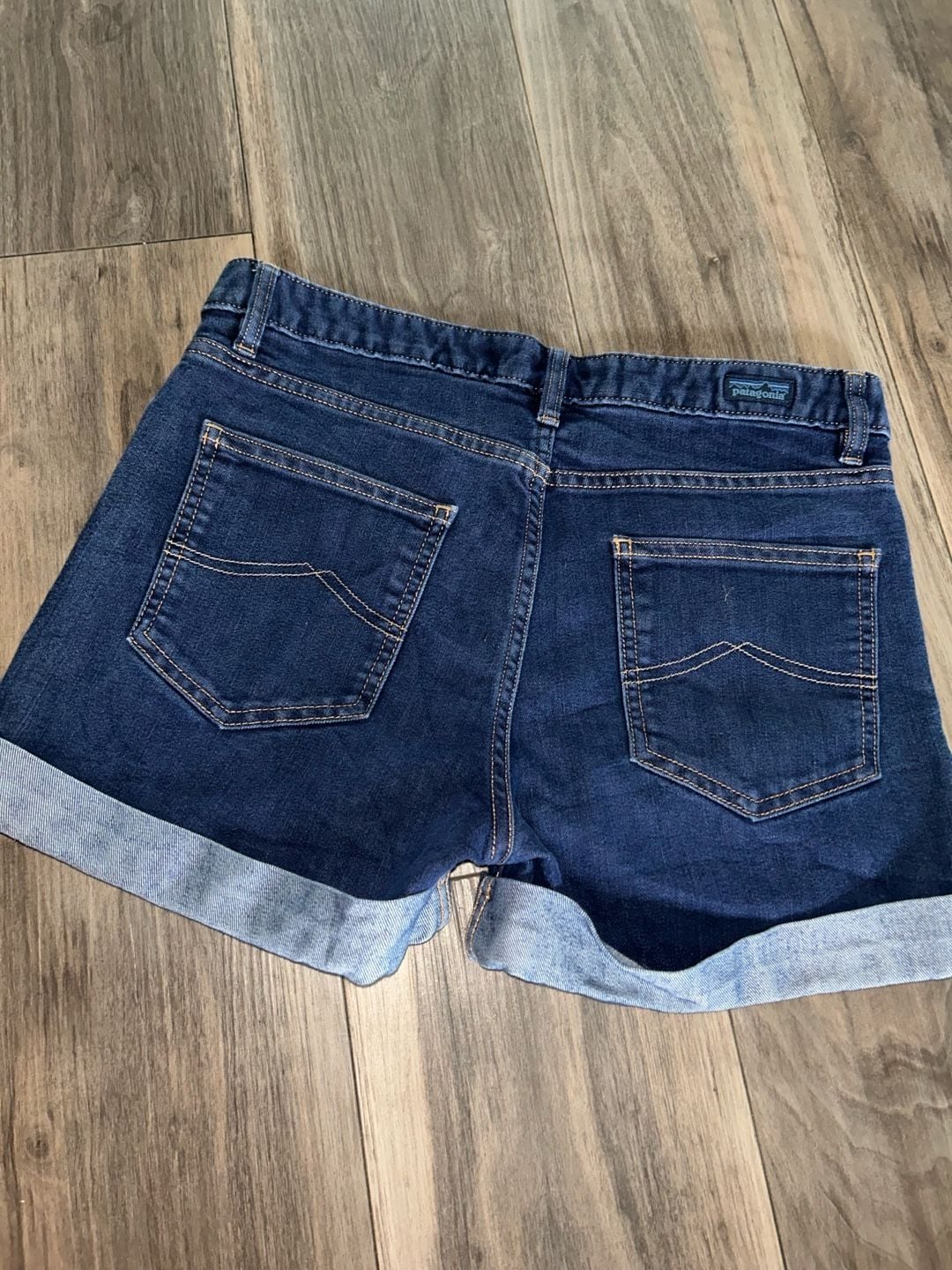 Patagonia Women's Denim Cuffed Shorts Size 27 (4) 7