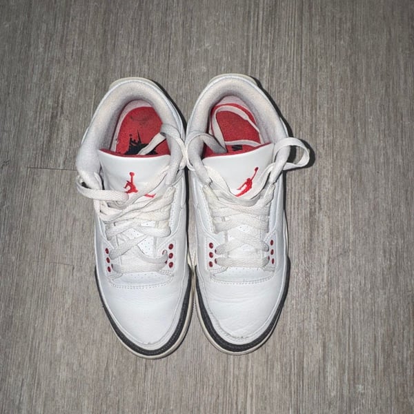 Nike Air Jordan 3 Retro Fire Red Size 6