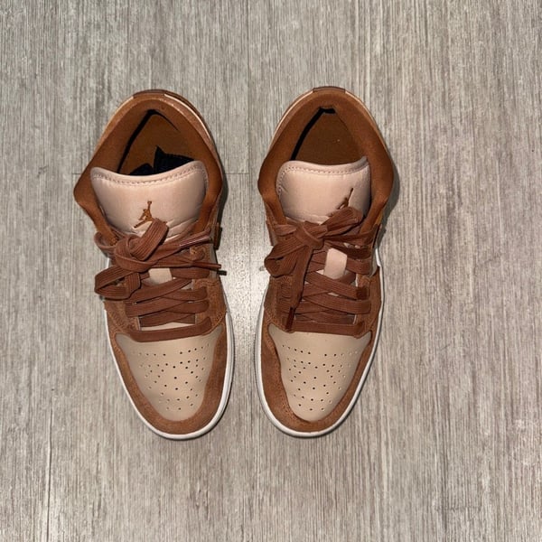 Air Jordan 1 Low SE 'Brown Elephant' Size 8
