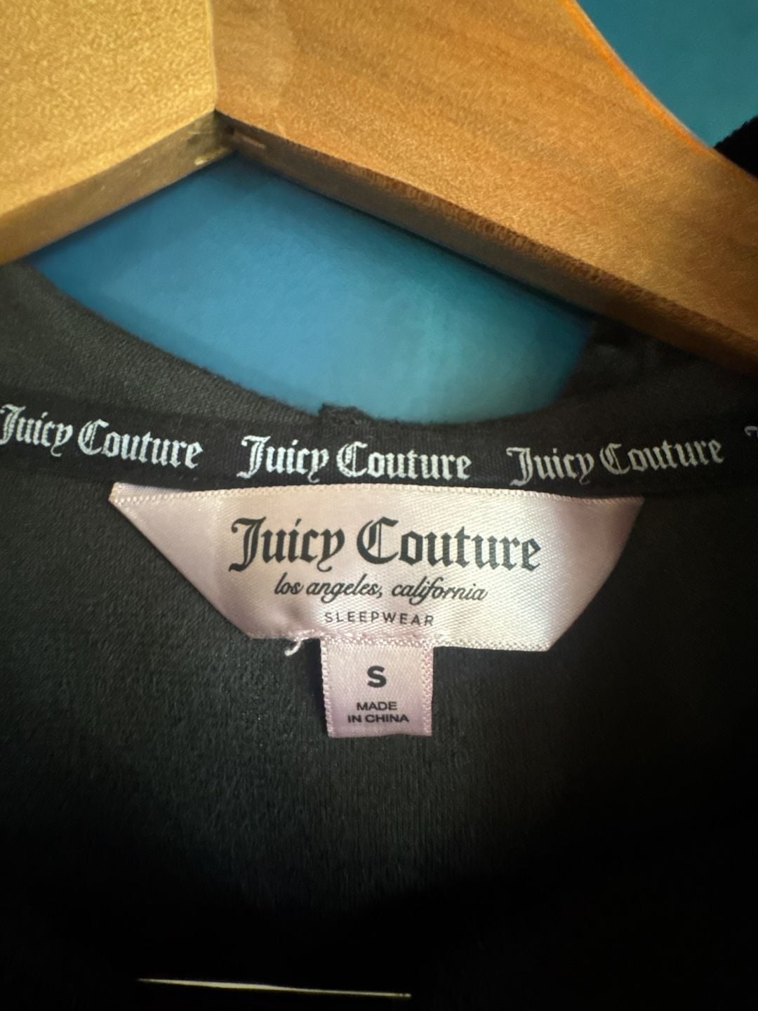 Juicy Couture Size S Black Velour Hoodie and Pant Sleepwear set 2