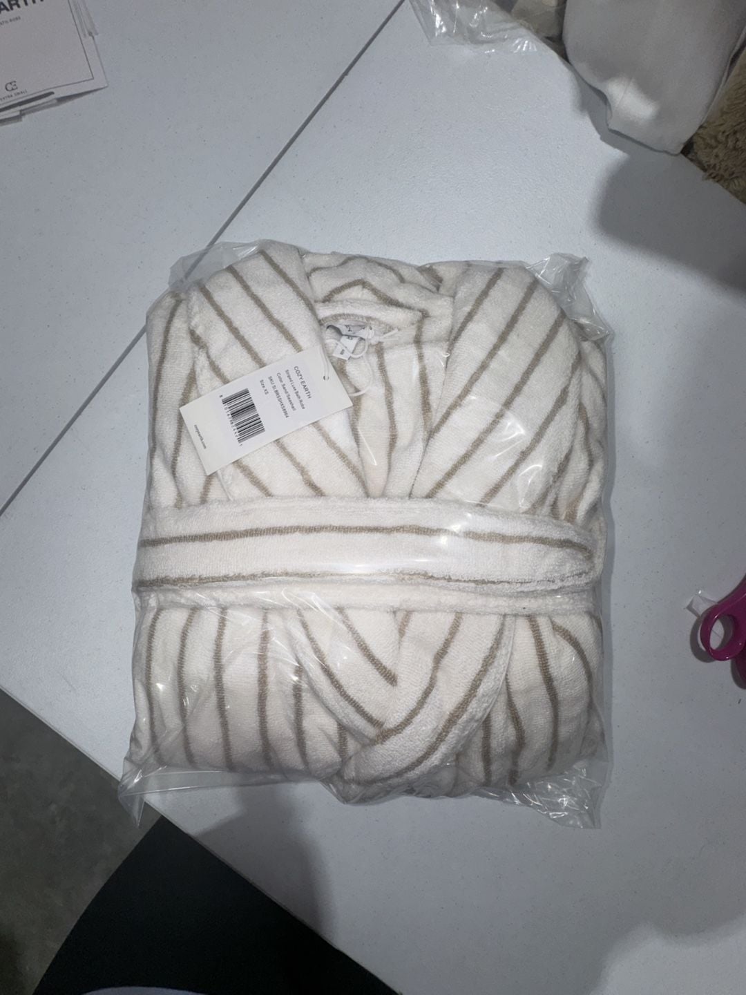 Cozy Earth Striped Luxe Bath Robe Sand/Seashell Size XS 4