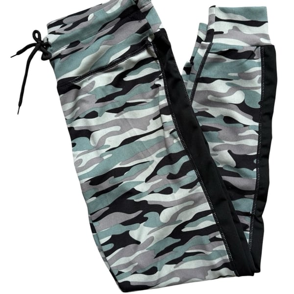CALI Sport Women's Camo Print Jogger Leggings