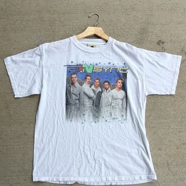 NSYNC Vintage Y2K Pop Band T-Shirt VTG 00s Music Tee (M)