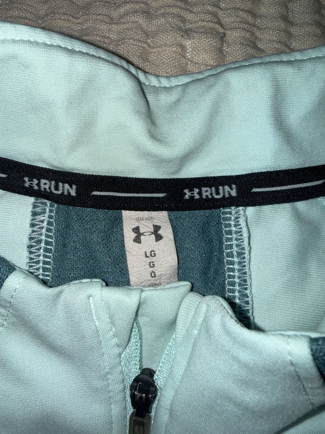 Under Armour HeatGear Run 1/4 Zip Pullover Size Large 10