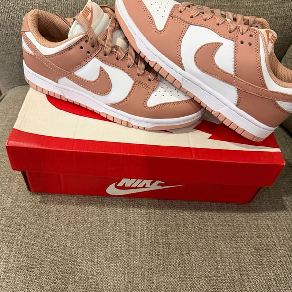 Nike Dunk Low Rose Whisper Women's Size 6.5
