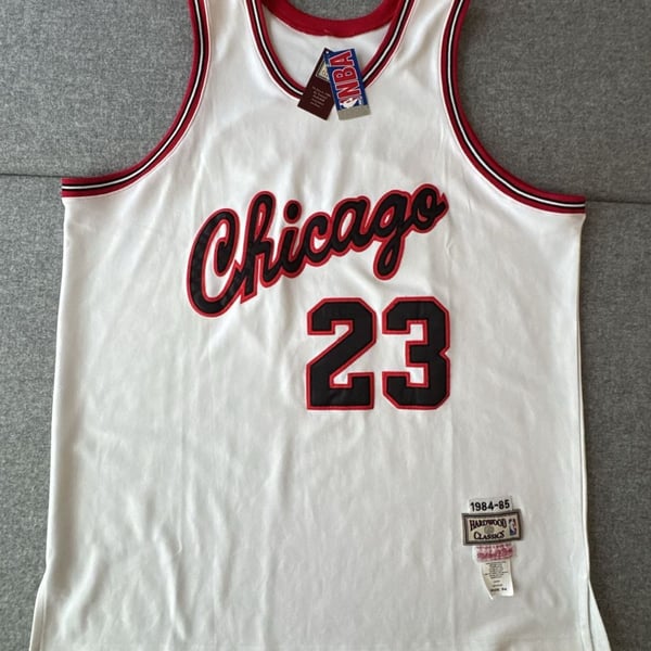 Mitchell & Ness Michael Jordan Chicago Bulls 1984-85 Hardwood Classics Jersey Size 54