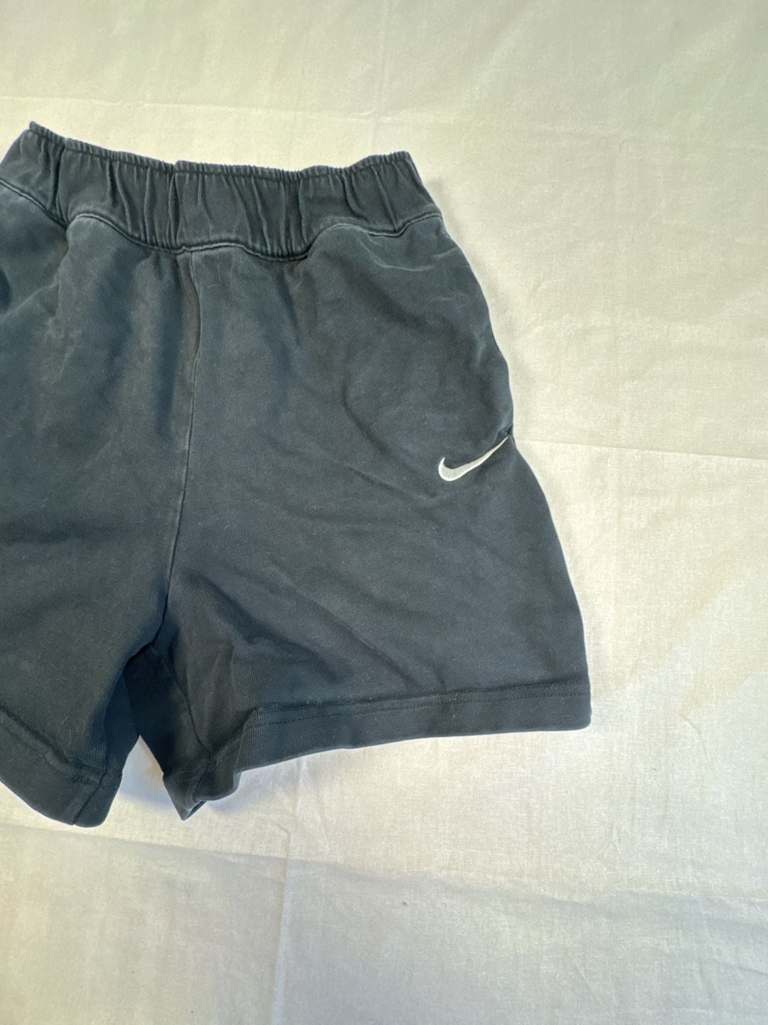 Nike Women's Black Elastic Waist Athletic Shorts Size XS 3