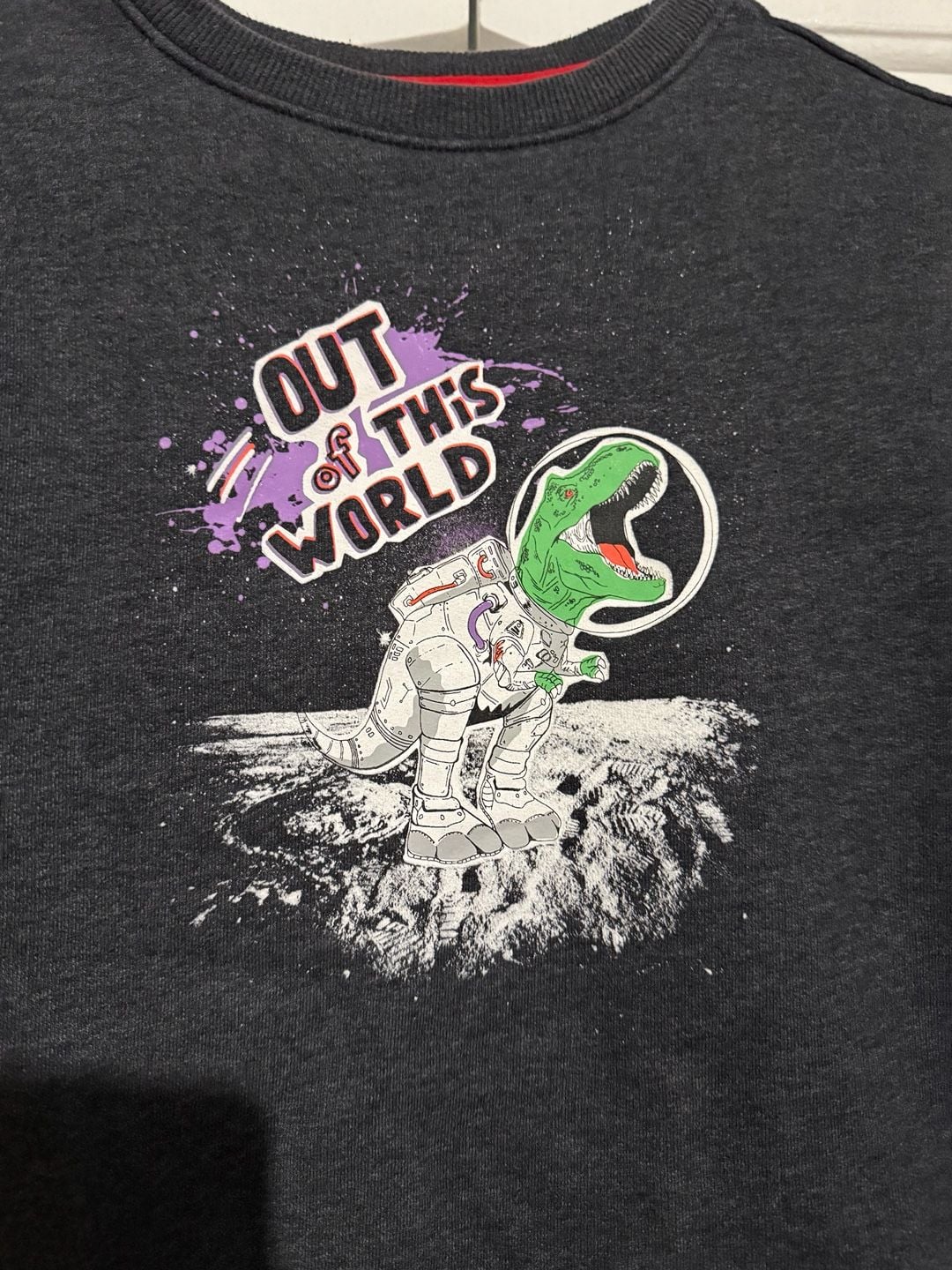 Cat & Jack Out of This World Dinosaur Graphic Sweatshirt Size S (6/7) 2