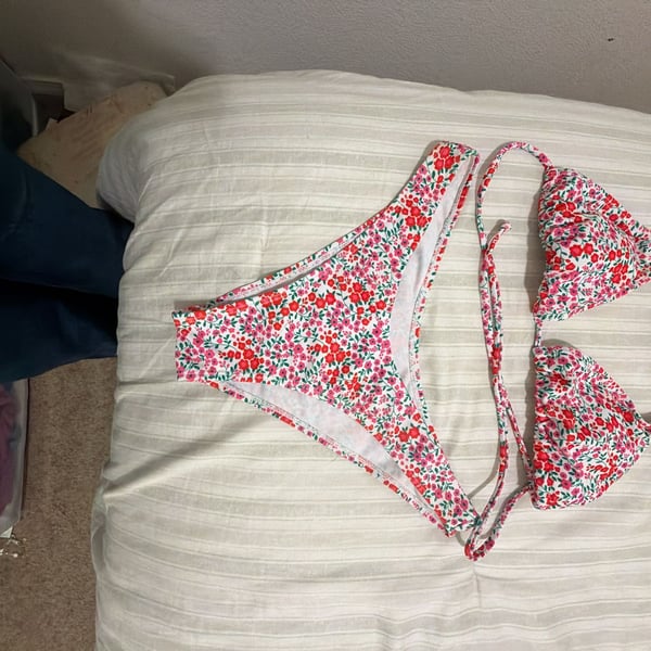 Floral Print String Bikini Set