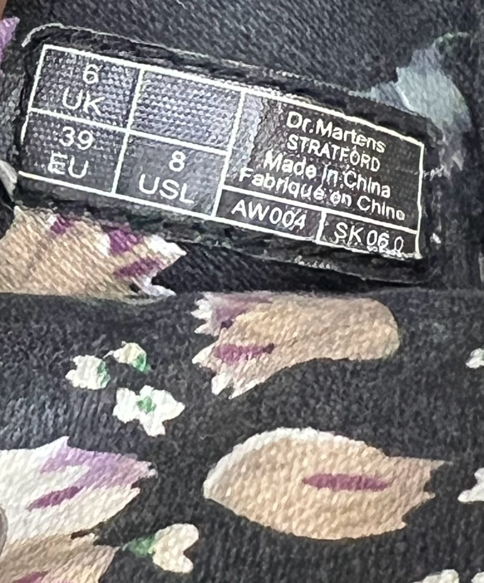 Dr. Martens Stratford Black Leather Floral Lined Boots Women's US 8 5