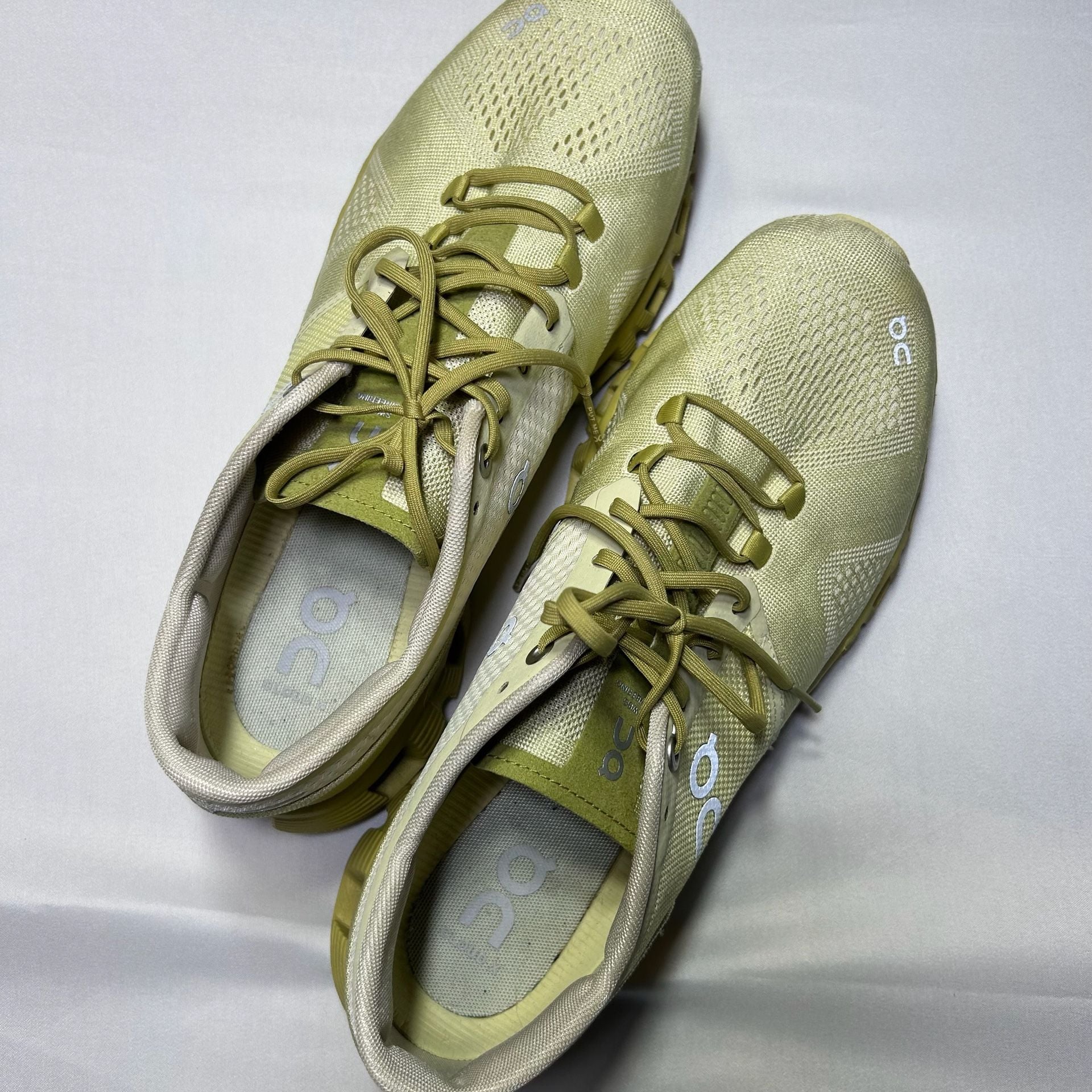 On Running Cloud X Running Shoes Lime Green W11 4