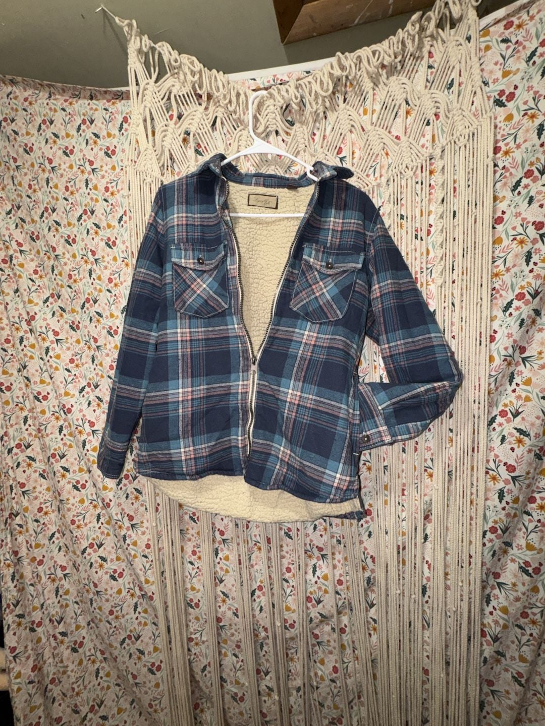 Legacy Falls Women's Size M Blue Plaid Sherpa Lined Zip Up Flannel Jacket 2