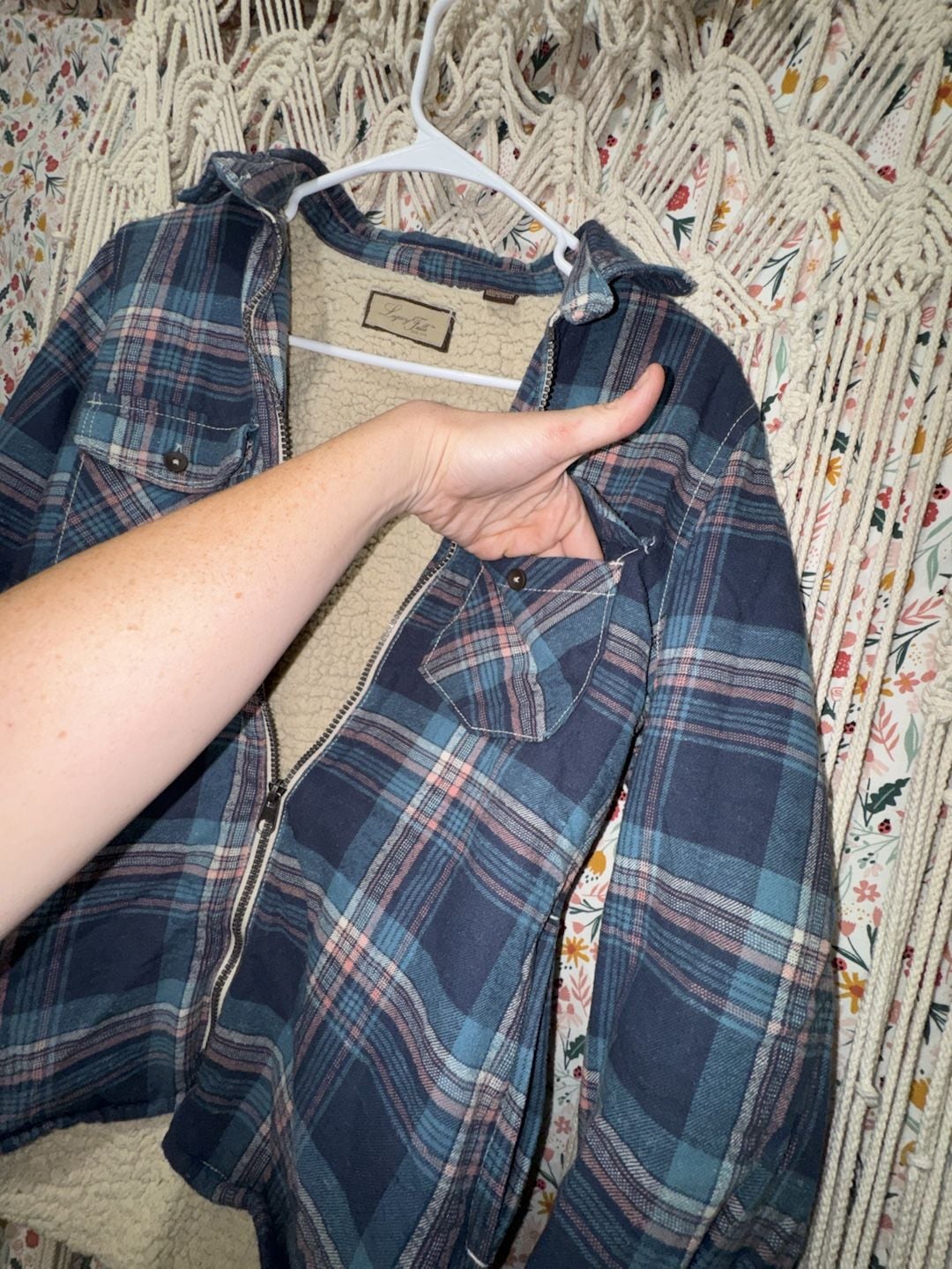 Legacy Falls Women's Size M Blue Plaid Sherpa Lined Zip Up Flannel Jacket 4