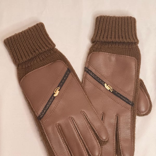 Vintage English Village Brown Leather and Knit Gloves