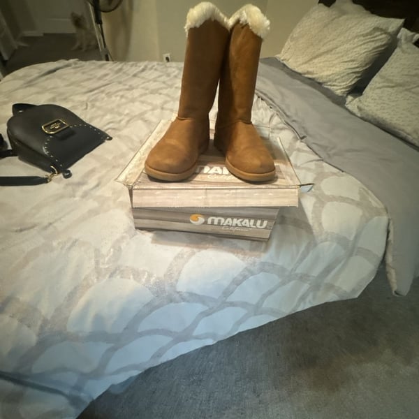 Makalu California Tan Faux Fur Lined Button Detail Boots