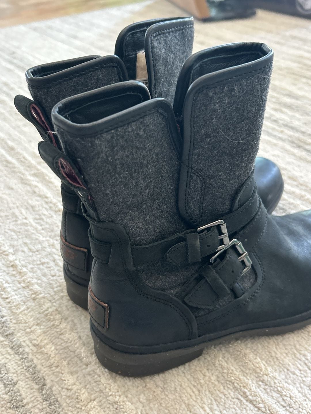 UGG Women's Size 8 Waterproof Buckle Boots 1005269 5