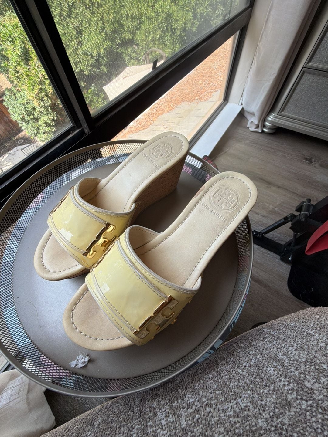 Tory Burch Yellow Patent Leather Logo Cork Wedge Sandals size 6M 6