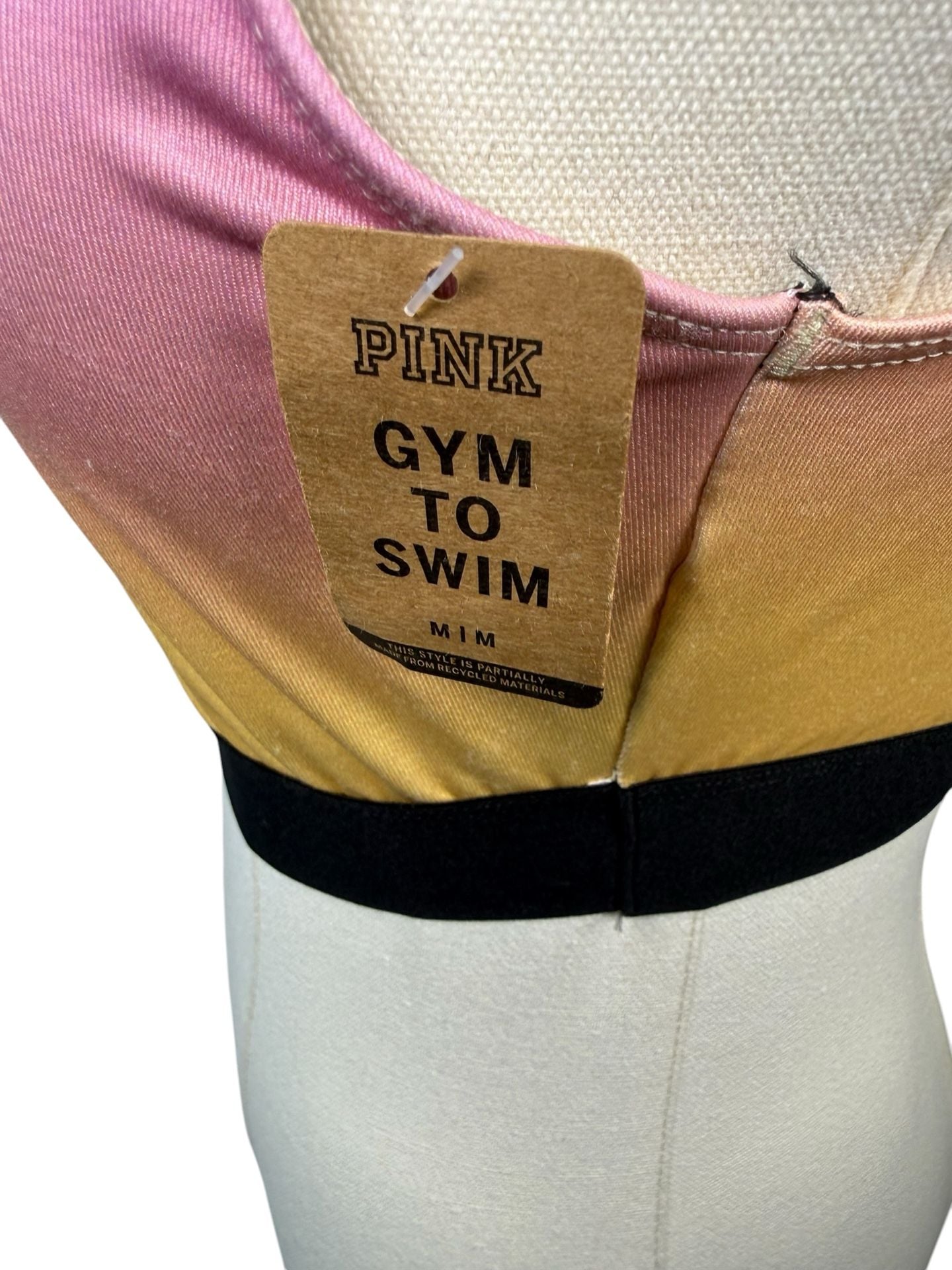 PINK Victoria's Secret Gym to Swim Ultimate Lightly Lined Sports Bra Size M 4