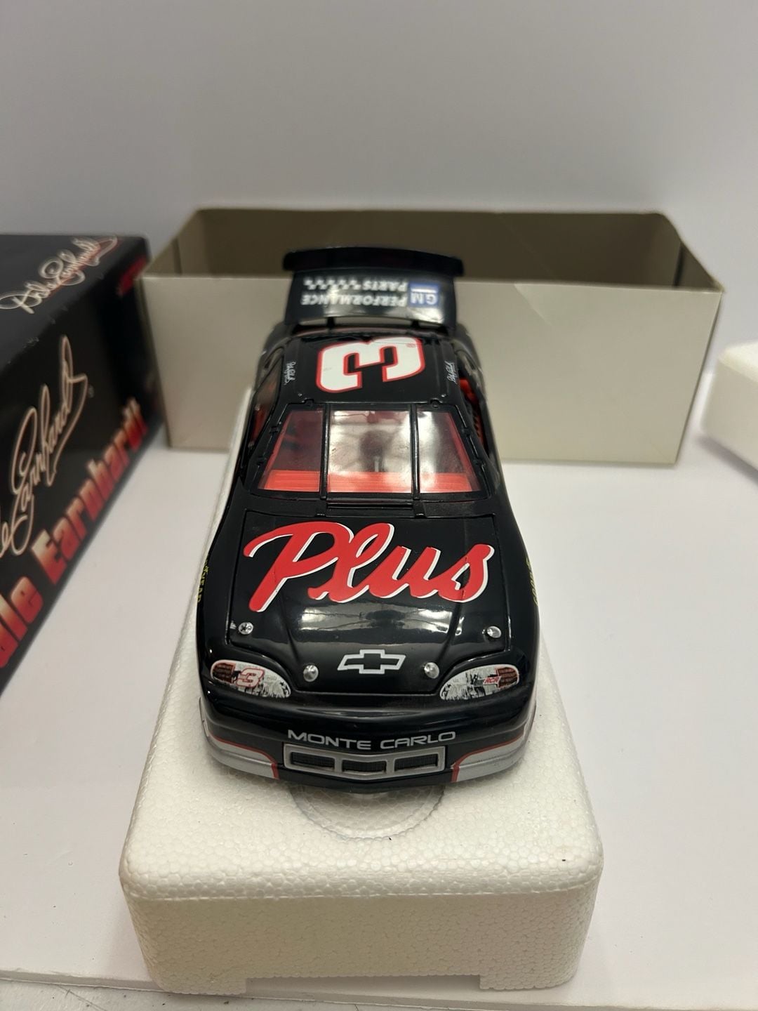 Action 1:24 Scale Dale Earnhardt #3 Goodwrench Parts Plus 1997 Monte Carlo Diecast 5
