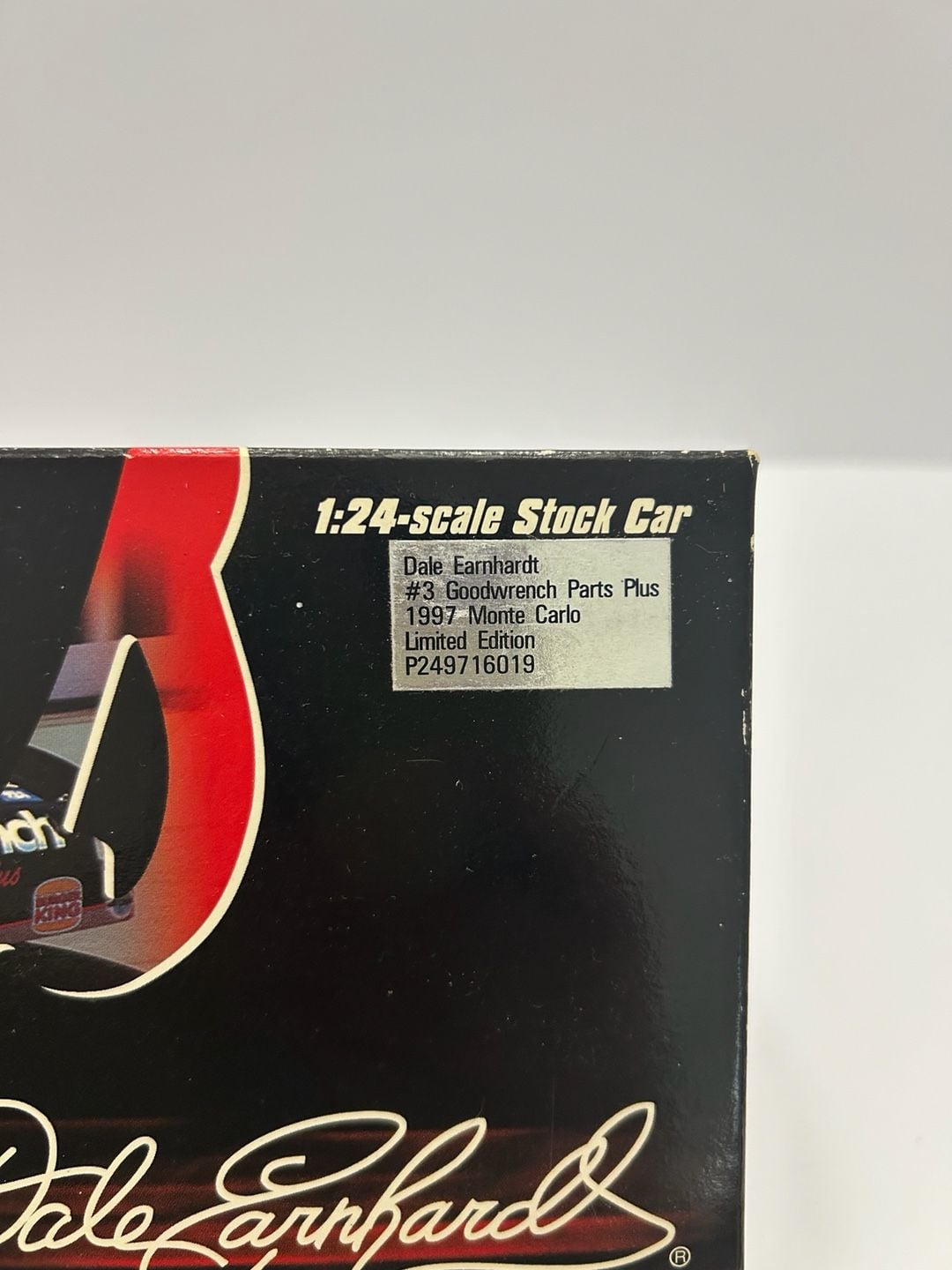 Action 1:24 Scale Dale Earnhardt #3 Goodwrench Parts Plus 1997 Monte Carlo Diecast 9