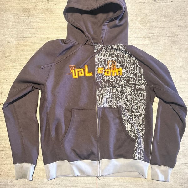 RARE GRAIL Vintage Volcom Full Zip Hoodie Size M Black Graphic Logo