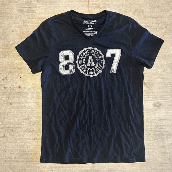 Y2K Aeropostale 87 Graphic T-Shirt Size M