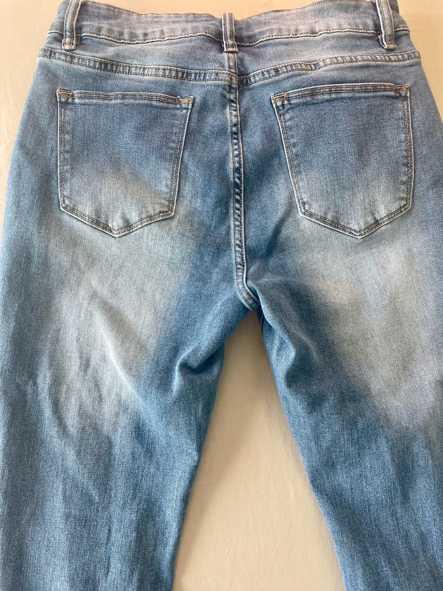 Distressed Women's Size M Button Fly Flare Jeans 9