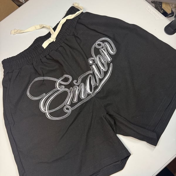 Mixed Emotion Waffle Knit Shorts Black Size M