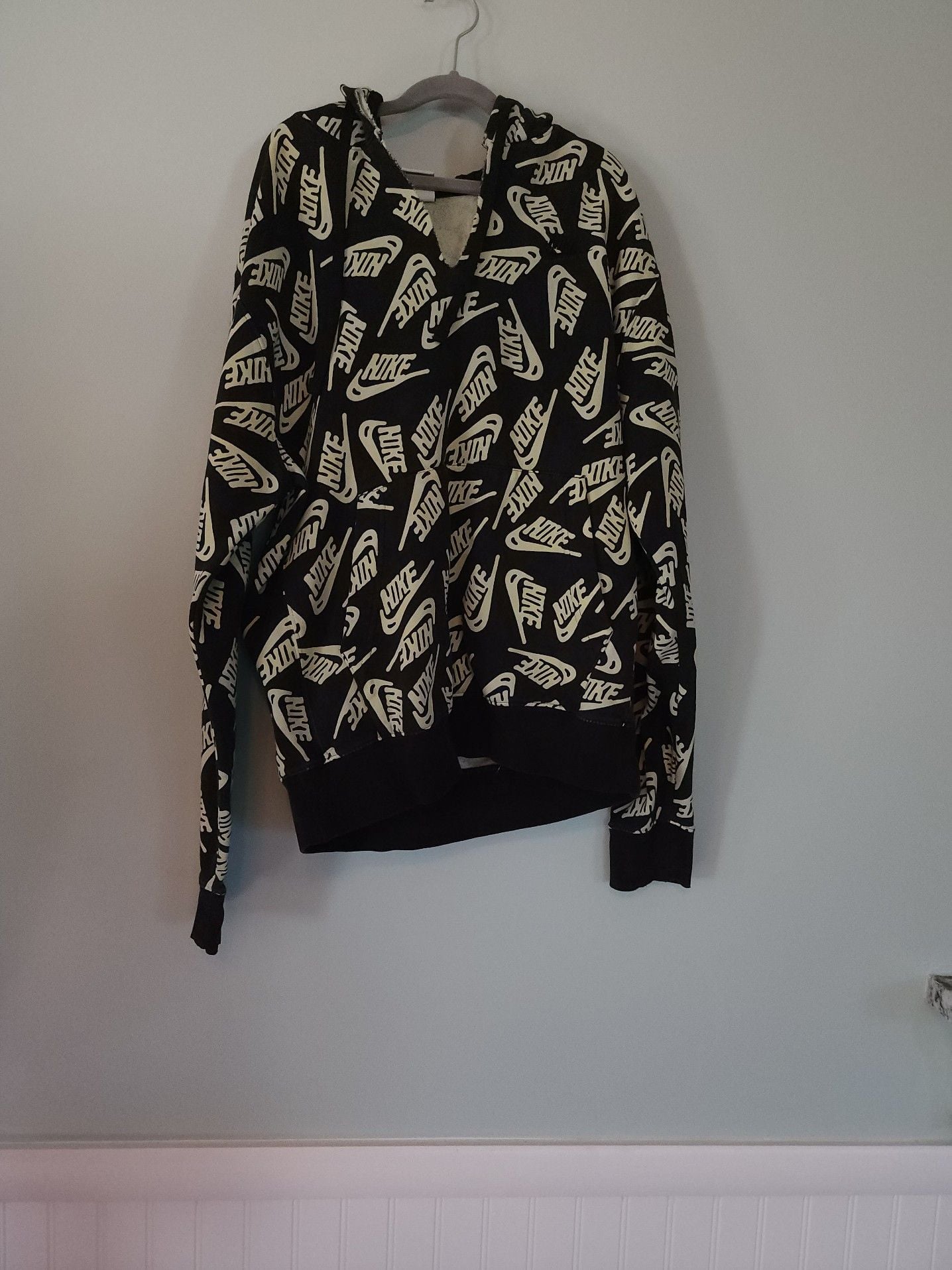 Athleisure y2k Nike Mens Hoodie Sweatshirt Long Sleeve 2