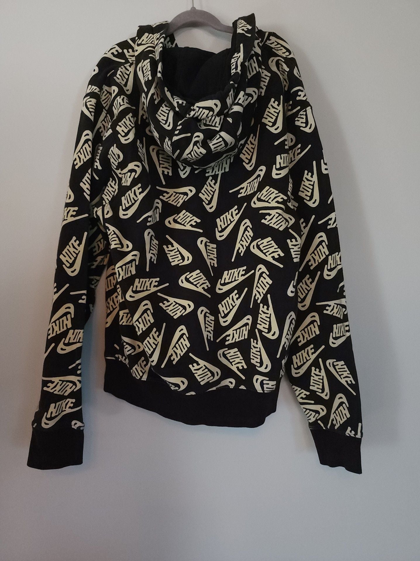 Athleisure y2k Nike Mens Hoodie Sweatshirt Long Sleeve 4