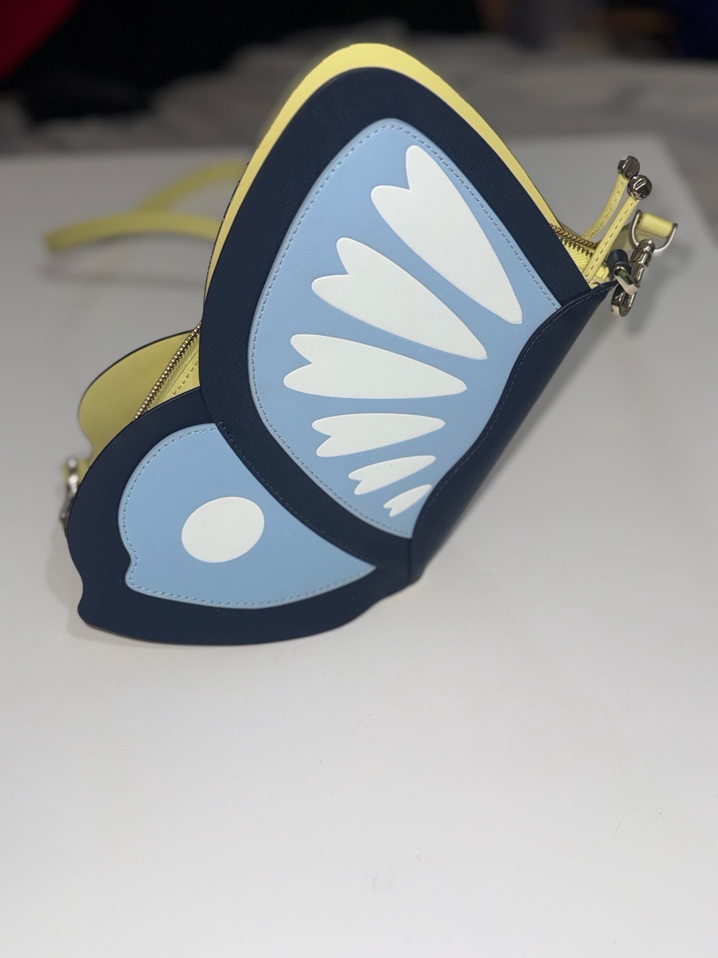 Product thumbnail 4