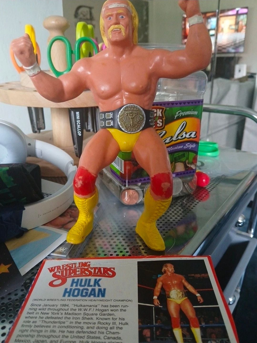 Vintage 1980s LJN WWF Hulk Hogan Wrestling Figure 1