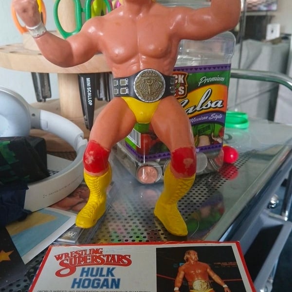 Vintage 1980s LJN WWF Hulk Hogan Wrestling Figure