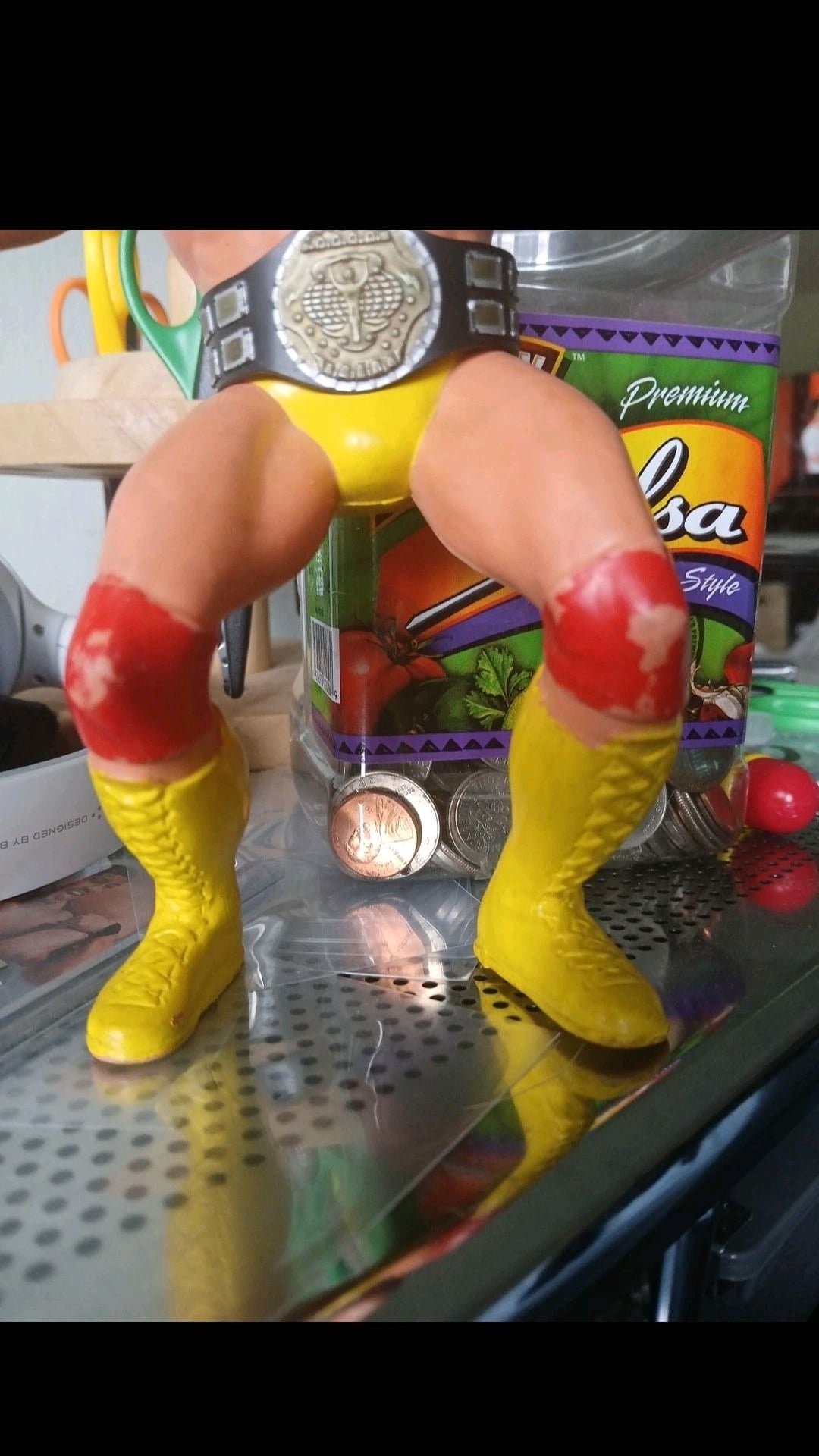 Vintage 1980s LJN WWF Hulk Hogan Wrestling Figure 3