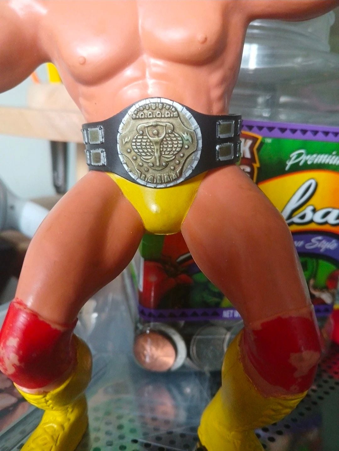 Vintage 1980s LJN WWF Hulk Hogan Wrestling Figure 4