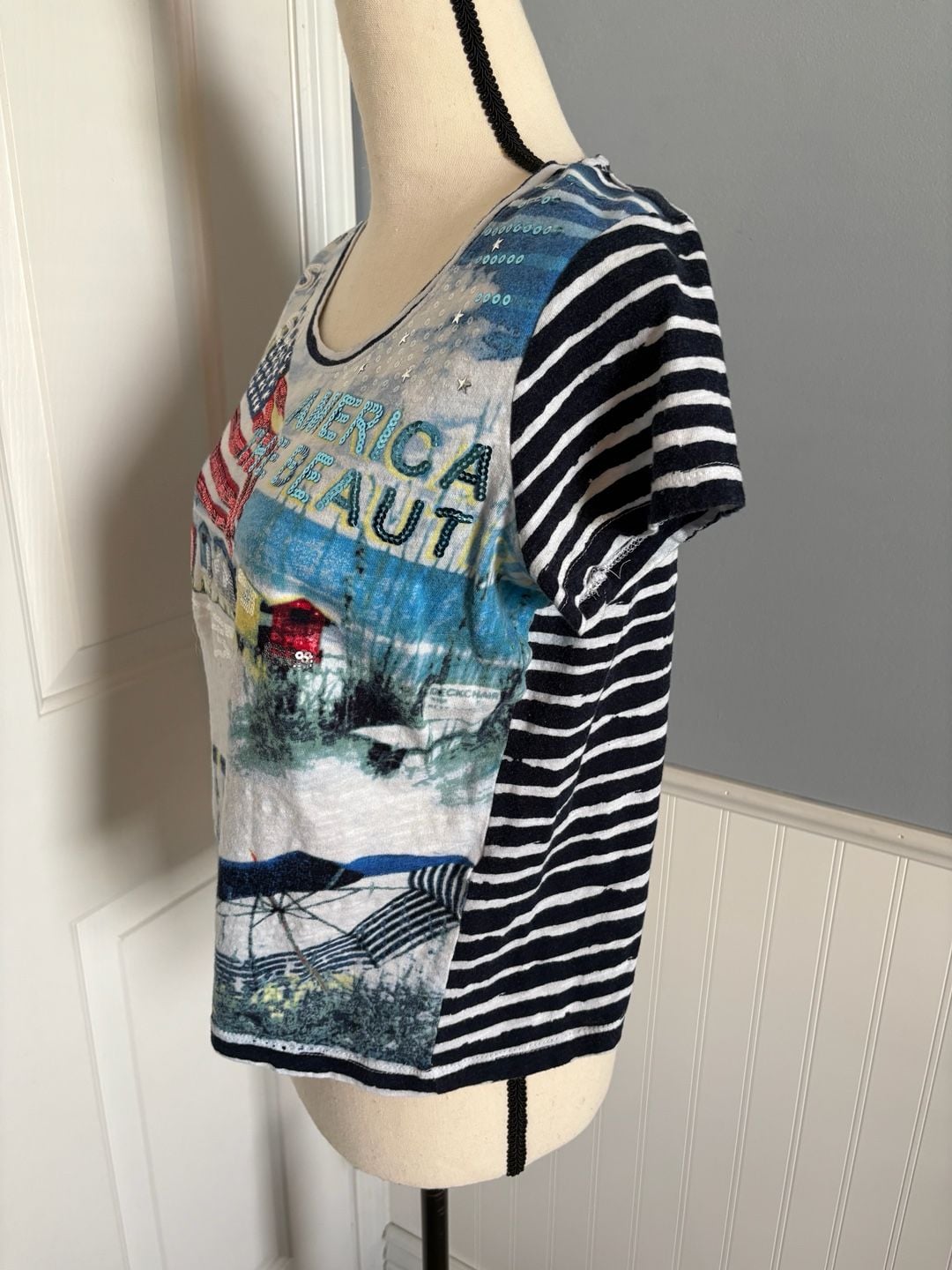 Onque Casual America The Beautiful Sequin Graphic T-Shirt Size PL 5