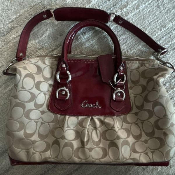 Coach Signature C Satchel Bag F16443