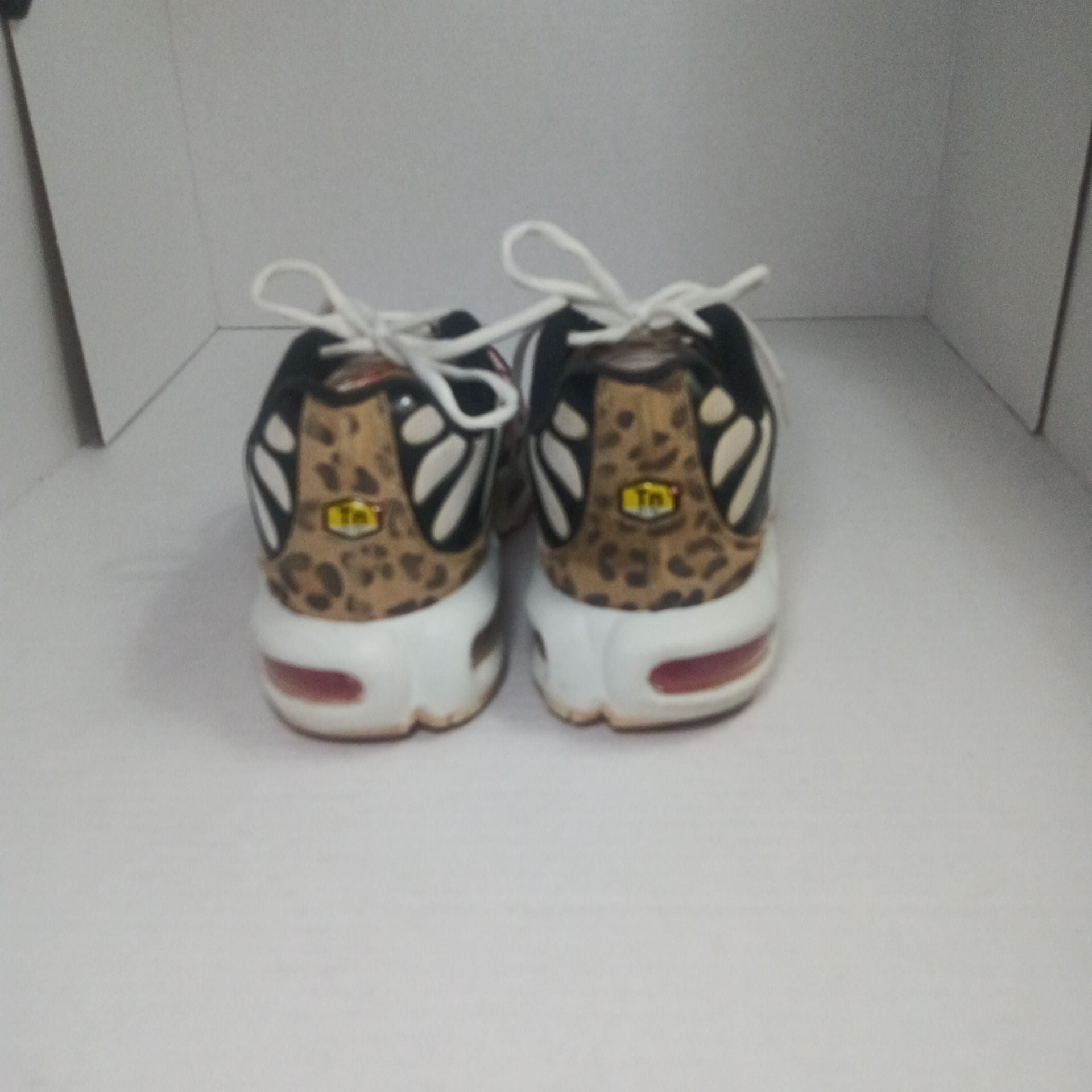 Product thumbnail 5