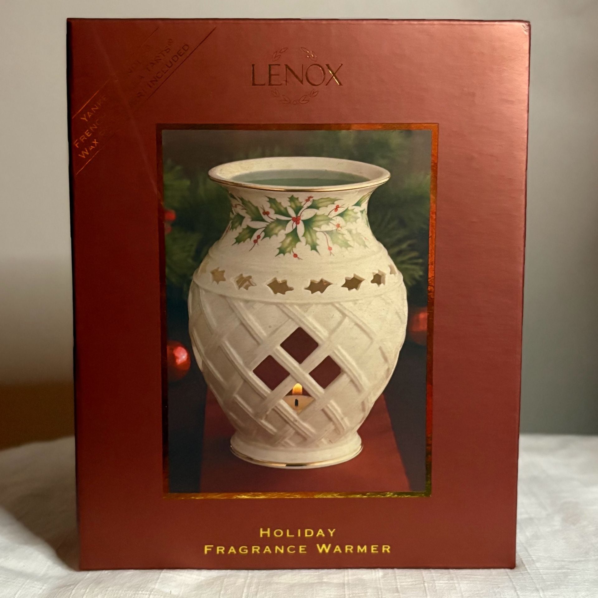 Lenox Holiday Collection Porcelain Fragrance Warmer 1