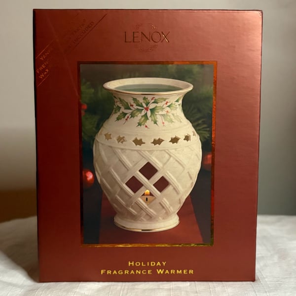 Lenox Holiday Collection Porcelain Fragrance Warmer