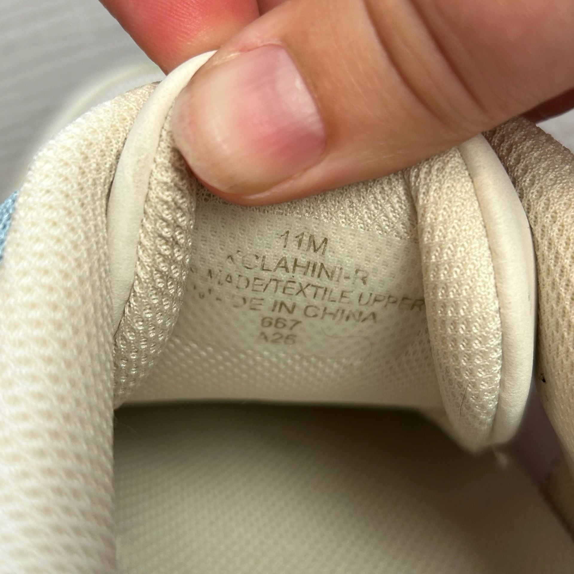 Calvin Klein Jeans Clahini-R Sneakers Size 11M 7