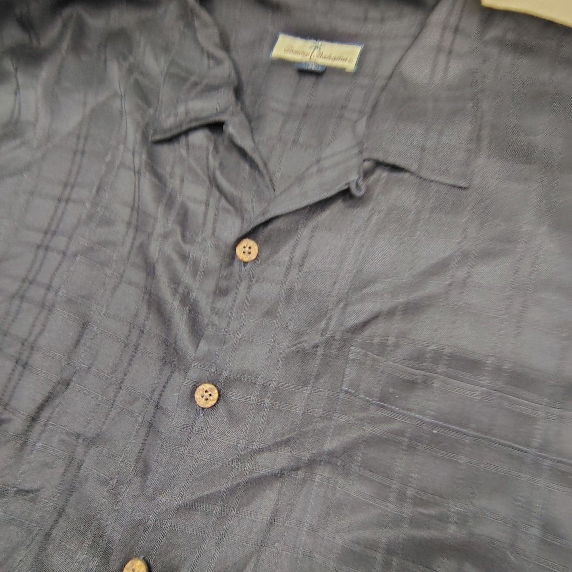 Tommy Bahama Men's XL Black 100% Silk Short Sleeve Button Down Shirt 2