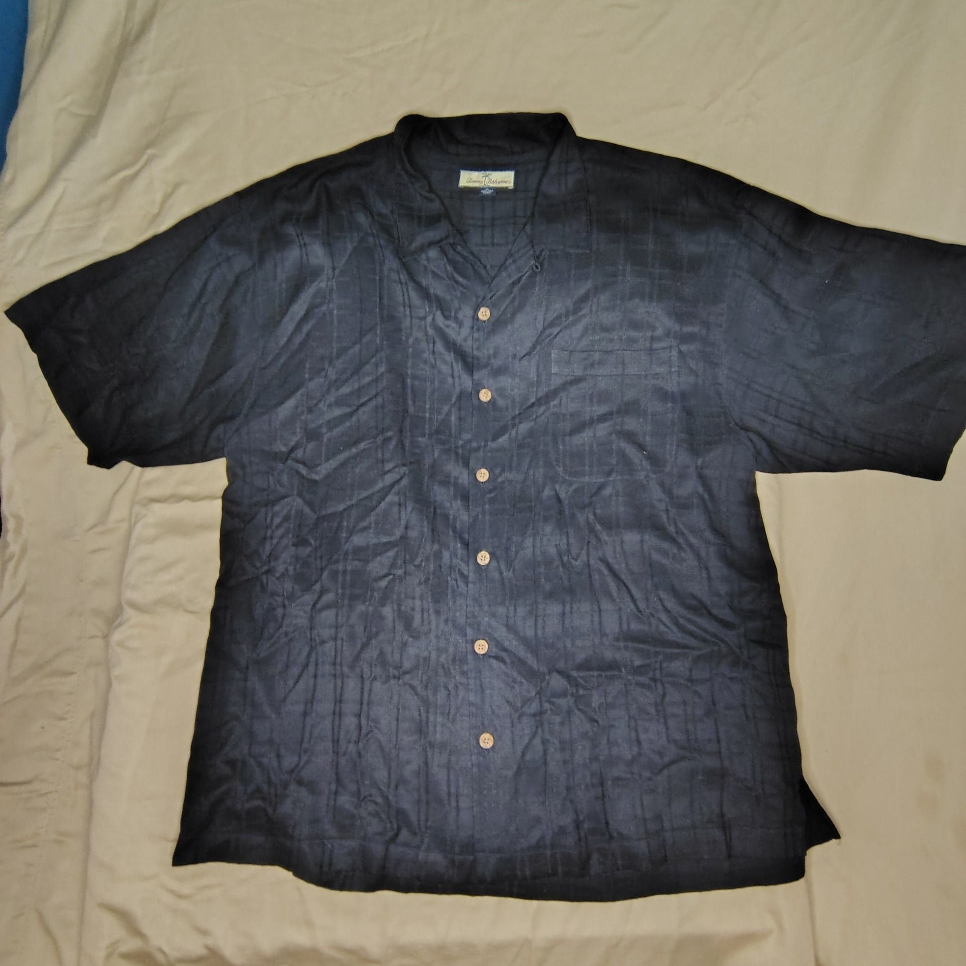 Tommy Bahama Men's XL Black 100% Silk Short Sleeve Button Down Shirt 3