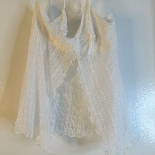 Frankee & Skylarr White Lace Halter Top Size L