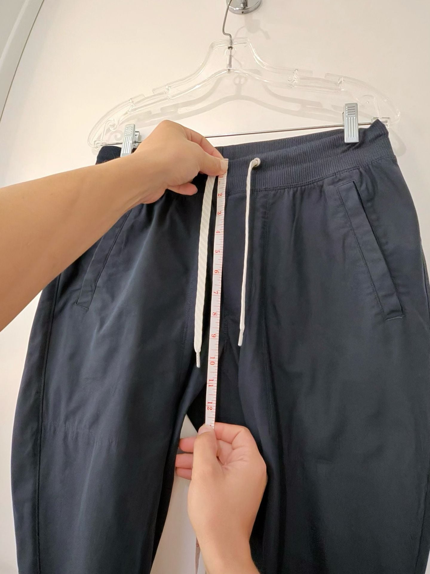 Vuori The Rise The Shine Joggers Size Medium 10
